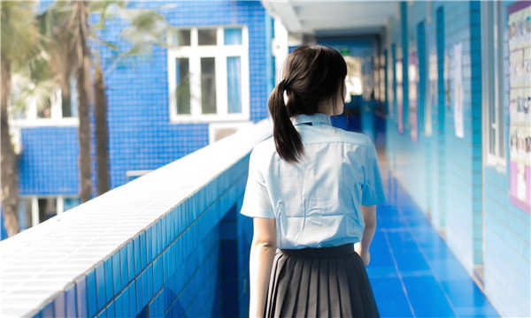 新城街道如何找到一个可以帮助我生孩子的女人？